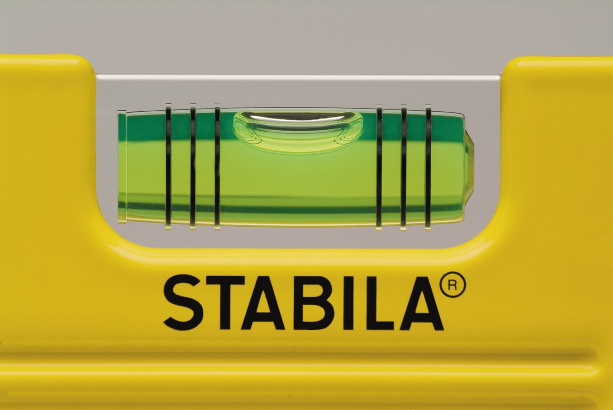 Уровень Stabila тип 81SV REM W45, 25см литой профиль (1верт.,1гориз.,1х45, магнитный,точн. 0,5мм/м)